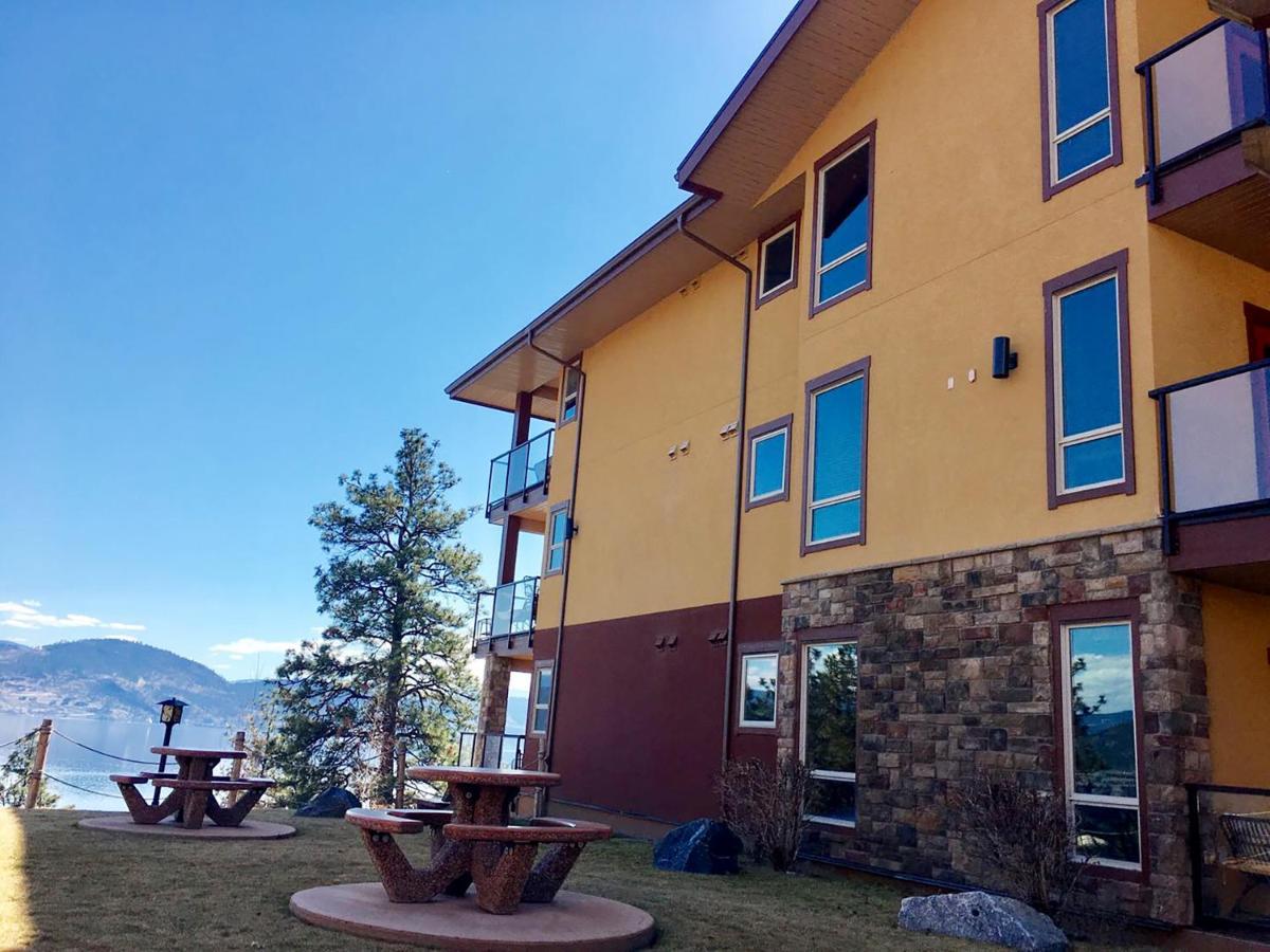 Cozystay Signature Lake Okanagan Resort كيلوانا المظهر الخارجي الصورة