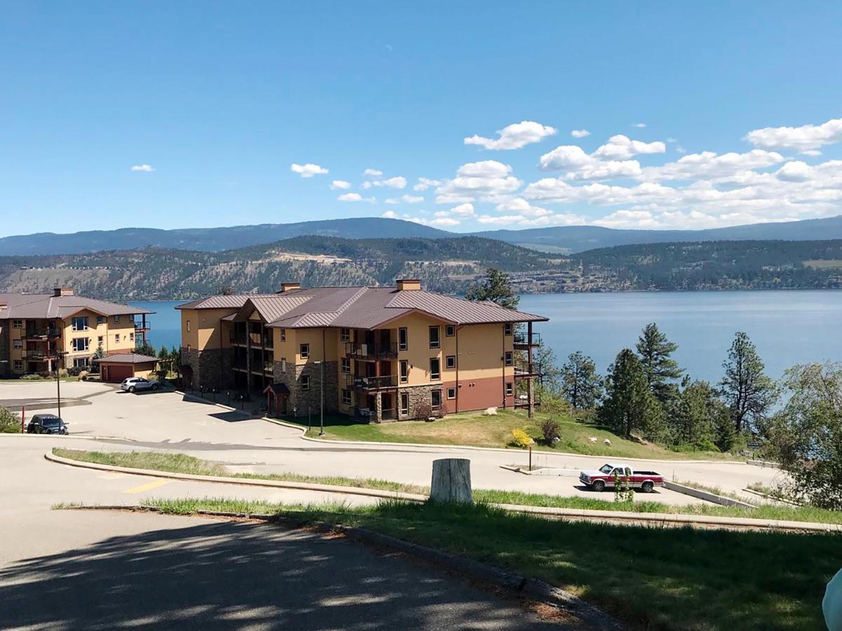 Cozystay Signature Lake Okanagan Resort كيلوانا المظهر الخارجي الصورة
