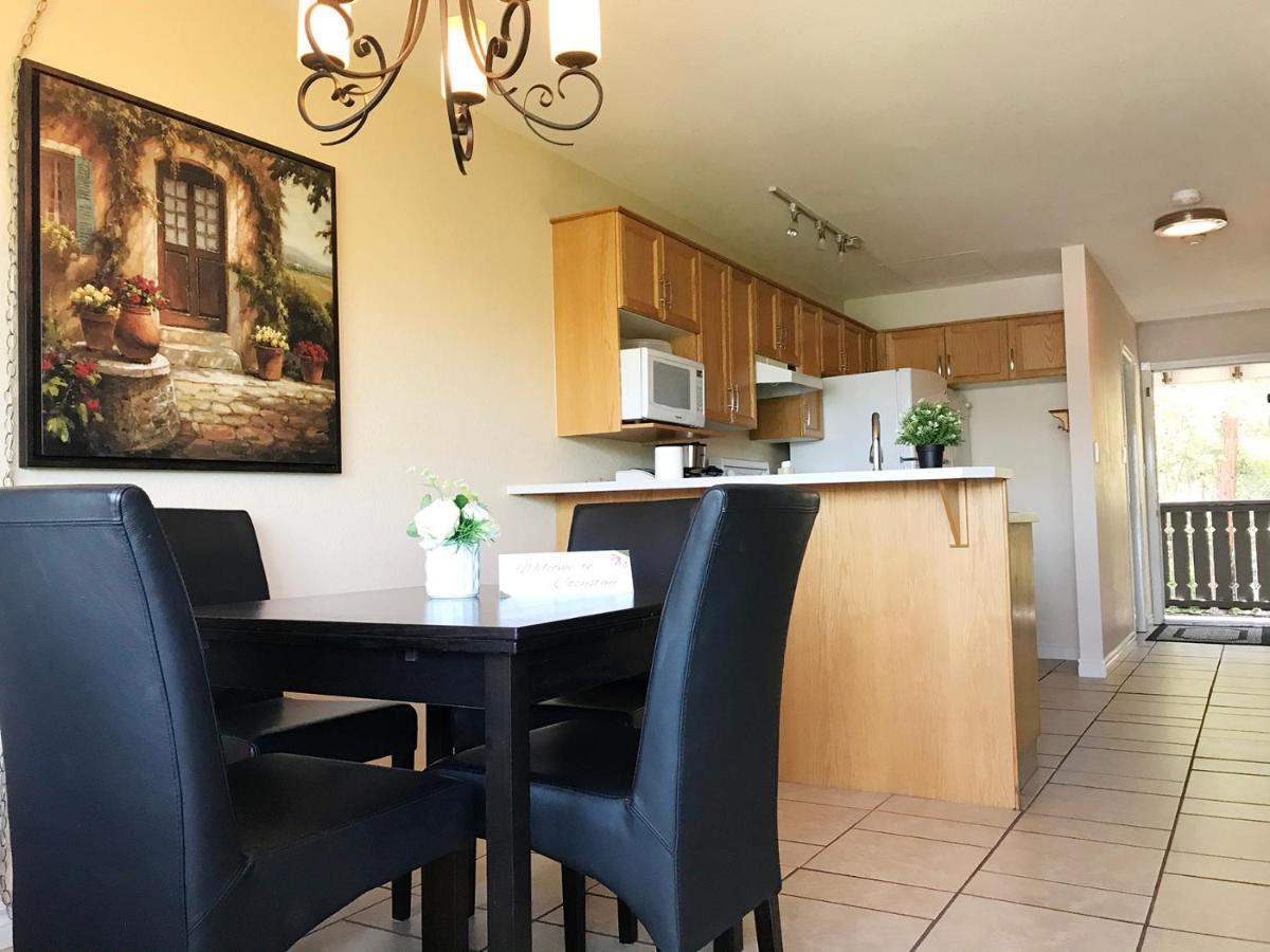 Cozystay Signature Lake Okanagan Resort كيلوانا المظهر الخارجي الصورة